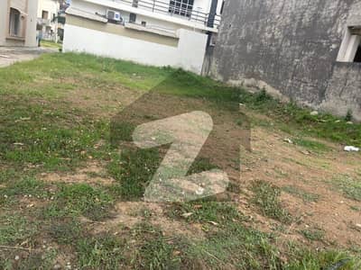 5 Marla Residential Plot For Sale Demand 70 Lac