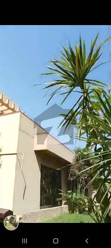 ڈی ایچ اے فیز 1 ڈیفنس (ڈی ایچ اے),لاہور میں 5 کمروں کا 1 کنال مکان 3.3 لاکھ میں کرایہ پر دستیاب ہے۔