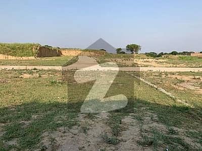 بحریہ ٹاؤن فیز 8 ۔ بلاک ایم بحریہ ٹاؤن فیز 8,بحریہ ٹاؤن راولپنڈی,راولپنڈی میں 5 مرلہ رہائشی پلاٹ 65.0 لاکھ میں برائے فروخت۔