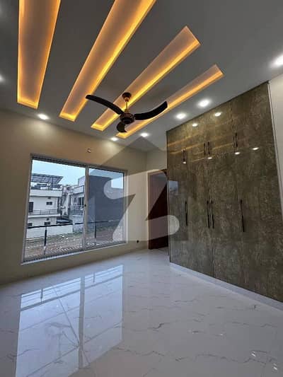 سوان گارڈن ۔ بلاک ایف سوان گارڈن,اسلام آباد میں 2 کمروں کا 5 مرلہ بالائی پورشن 45.0 ہزار میں کرایہ پر دستیاب ہے۔