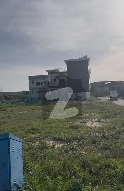 University Town Block A 35*65 Cornar plot for sale 50% land cleared plot for sale