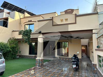 22 Marla Luxury Double Storey House For Rent Johar Town D2 Block, Lahore