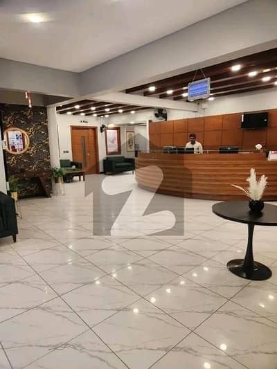 ڈی ایچ اے فیز 8 ڈی ایچ اے ڈیفینس,کراچی میں 2 کنال Studio عمارت 28.0 لاکھ میں کرایہ پر دستیاب ہے۔
