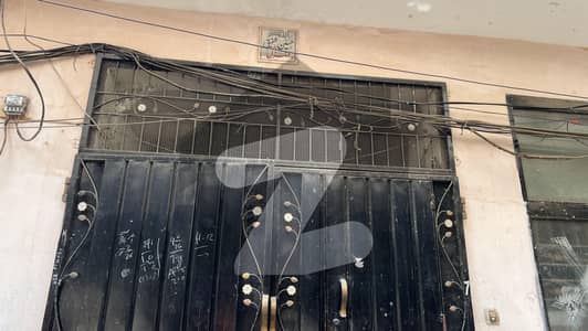 3.5 Marla Triple Story House for Sale