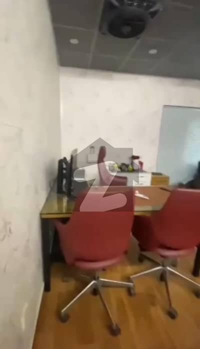 خالد بِن ولید روڈ کراچی میں 11 مرلہ Studio دفتر 5.0 لاکھ میں کرایہ پر دستیاب ہے۔