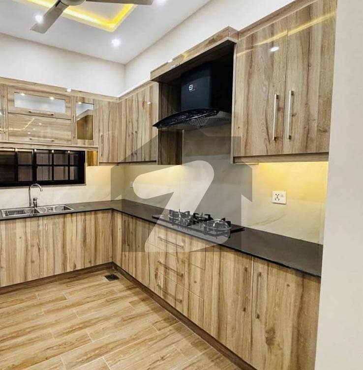 5 MARLA UPPER PORTION FOR RENT 5 MARLA UPPER PORTION FOR RENT