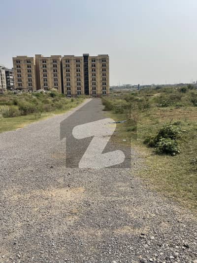 I-12/1 Top Location Plot For Sale Size 35x60 Level Reasonable Price