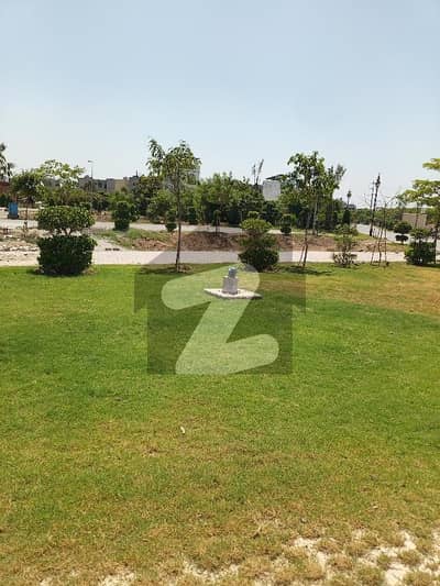 یونین گرین کالج روڈ,لاہور میں 3 مرلہ رہائشی پلاٹ 66.5 لاکھ میں برائے فروخت۔