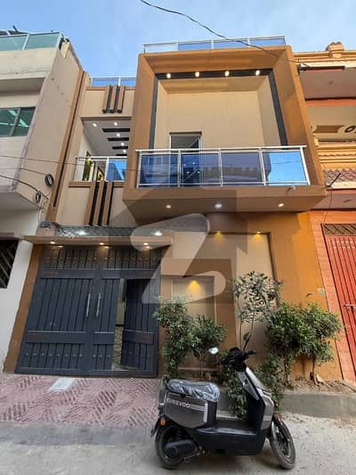 Prime Location House Of 4 Marla In Warsak Road For Sale