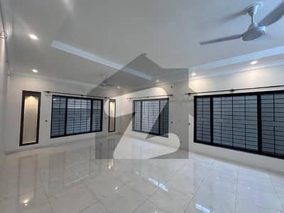 *Beautiful House For Sale DHA Islamabad