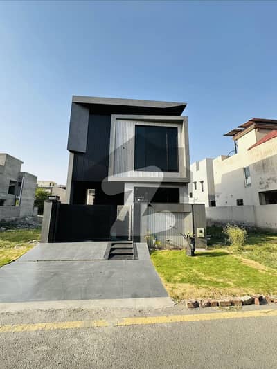5 Marla Brand New Ultra Modern House For Rent