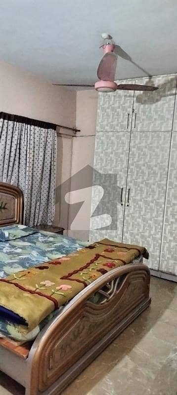2 Bed Lounge Flat