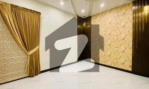 Spacious House Is Available For sale In Ideal Location Of Bahria Town - Sector C Spacious House Is Available For sale In Ideal Location Of Bahria Town - Sector C