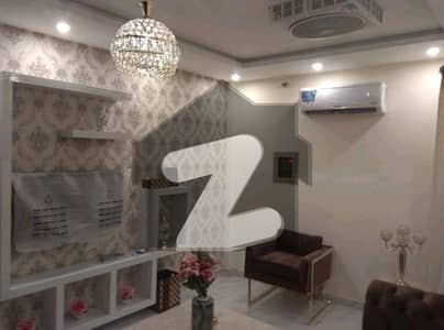 بحریہ ٹاؤن سیکٹر ای بحریہ ٹاؤن,لاہور میں 1 کمرے کا 2 مرلہ فلیٹ 70.0 لاکھ میں برائے فروخت۔