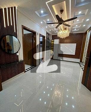 5 MARLA LIKE BRAND NEW FULL HOUSE FOR RENT IN AA AC INSTALLED BLOCK BAHRIA TOWN LAHORE