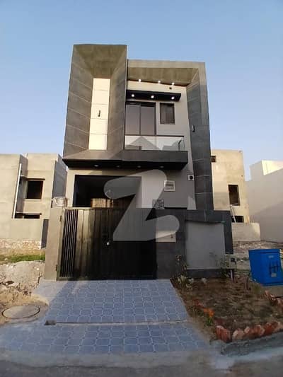 الکبیر فیز 2 - علی بلاک الکبیر ٹاؤن - فیز 2,الکبیر ٹاؤن,رائیونڈ روڈ,لاہور میں 3 کمروں کا 3 مرلہ مکان 1.35 کروڑ میں برائے فروخت۔