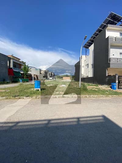 Extra Front 10 Marla Corner Plot for Sale Block O, Gulberg Residencia Islamabad