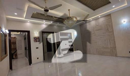بحریہ ٹاؤن - اوورسیزبی بحریہ ٹاؤن اوورسیز انکلیو,بحریہ ٹاؤن,لاہور میں 5 کمروں کا 10 مرلہ مکان 1.25 لاکھ میں کرایہ پر دستیاب ہے۔ بحریہ ٹاؤن - اوورسیزبی بحریہ ٹاؤن اوورسیز انکلیو,بحریہ ٹاؤن,لاہور میں 5 کمروں کا 10 مرلہ مکان 1.25 لاکھ میں کرایہ پر دستیاب ہے۔