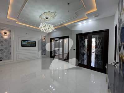 10 MARLA BRAND NEW CONDITION FULL HOUSE AVAILABLE FOR RENT IN CANAL GARDEN LAHORE