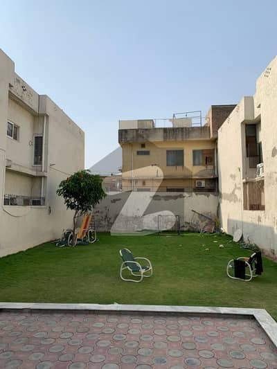 Luxzary 10 Marla Plot For Sale In Ayub colony Chakala Scheme 3 Rawalpindi