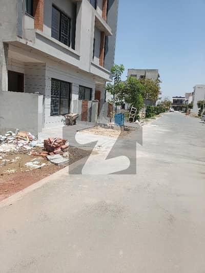یونین گرین کالج روڈ,لاہور میں 4 مرلہ رہائشی پلاٹ 75.0 لاکھ میں برائے فروخت۔