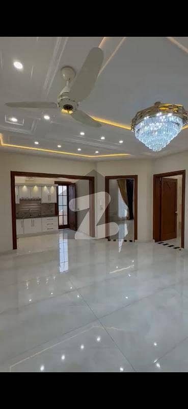 Luxury 10 Marla House Available For Sale In DC Colony