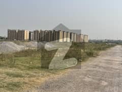 Corner plot for sale in I-12/1 size 30x60 park side corner sun face
