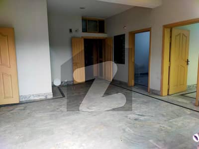 Flat For Rent In Ban-Khana Road Near Chandani Chowk