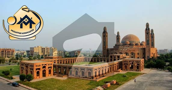 435Sqft Shop For Sale (Already Rented) At very prime location of Clock Chowk Bahria Town Lahore