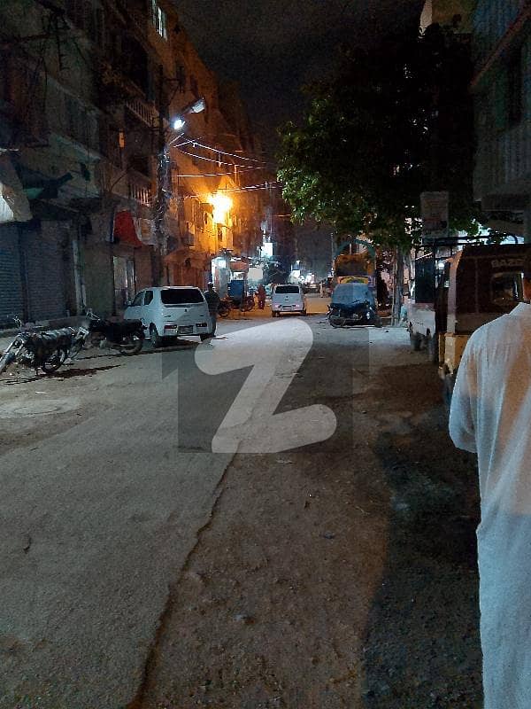 پی ای سی ایچ ایس بلاک 6 پی ای سی ایچ ایس,جمشید ٹاؤن,کراچی میں 3 کمروں کا 4 مرلہ مکان 3.5 کروڑ میں برائے فروخت۔ پی ای سی ایچ ایس بلاک 6 پی ای سی ایچ ایس,جمشید ٹاؤن,کراچی میں 3 کمروں کا 4 مرلہ مکان 3.5 کروڑ میں برائے فروخت۔