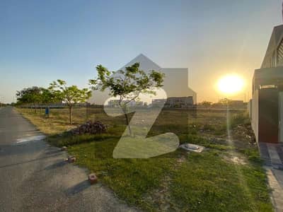 1 Kanal Residential Plot (50x90) In DHA Phase 7 Block Z1 - Near NSIT, Great Price