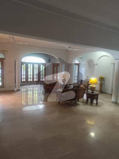 Villa For Sale In F-7/4