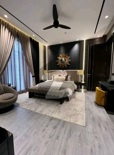 10 MARLA BRAND NEW FURNISHED HOUSE FOR RENT