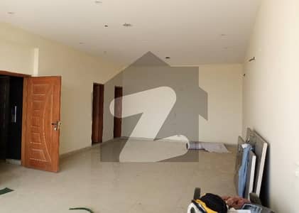 04 MARLA COMMERCIAL FLOOR WITH LIFT AVAILABLE