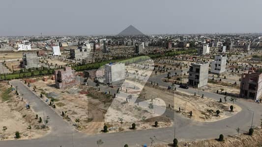 یونین گرین کالج روڈ,لاہور میں 3 مرلہ رہائشی پلاٹ 63.0 لاکھ میں برائے فروخت۔