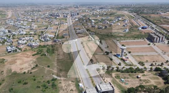 ڈی ایچ اے فیز 5 - سیکٹر بی ڈی ایچ اے ڈیفینس فیز 5,ڈی ایچ اے ڈیفینس,اسلام آباد میں 1 کنال رہائشی پلاٹ 3.6 کروڑ میں برائے فروخت۔