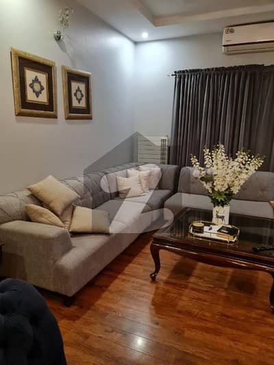 ایف ۔ 11/4 ایف ۔ 11,اسلام آباد میں 8 کمروں کا 2 کنال مکان 32.0 کروڑ میں برائے فروخت۔