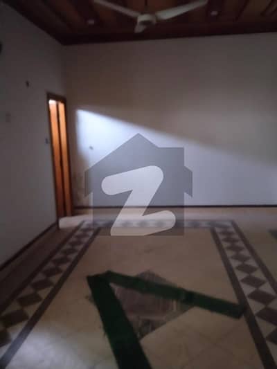 علامہ اقبال ٹاؤن بہاولپور میں 3 کمروں کا 12 مرلہ زیریں پورشن 55.0 ہزار میں کرایہ پر دستیاب ہے۔