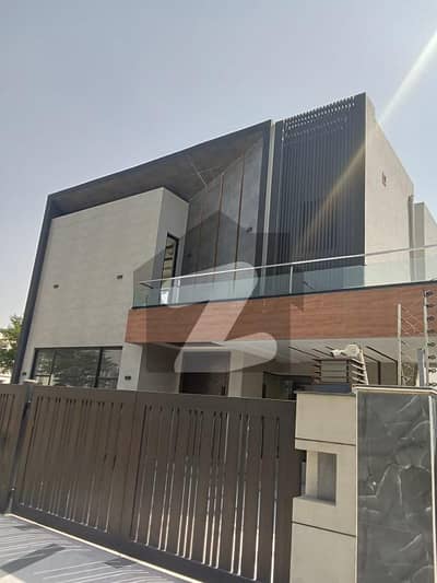 Luxury 1 Kanal Full Basement Corner House for Sale | Swimming Pool & Private Cinema