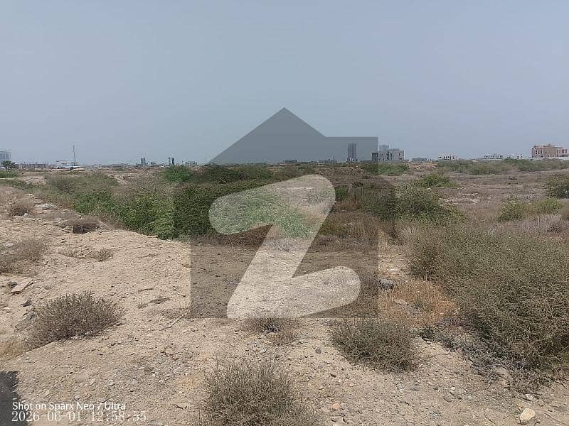 PLOT FOR SALE 2000 YARDS PLOT FOR SALE 2000 YARDS