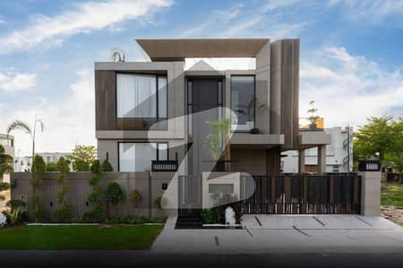 100% ORIGINAL ADD 1 KANAL TOP-QUALITY BUILD LUXURIES &Amp; BEAUTFUL MODERN DESIGN VILLA FOR SALE |