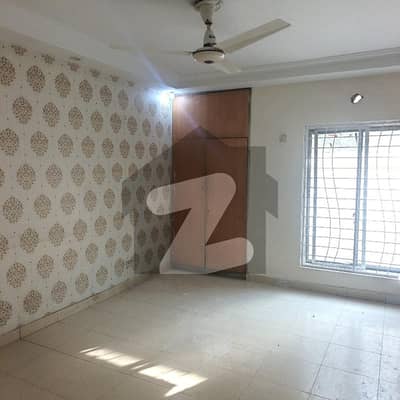 Main Pine Avenue Road 10 Marla House For Rent Eden Lane Villas 2