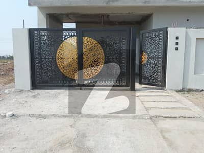 BRAND NEW 10 MARLA LOWER PORTION AVAILABLE FOR RENT IN LDA AVENUE C BLOCK LAHORE.