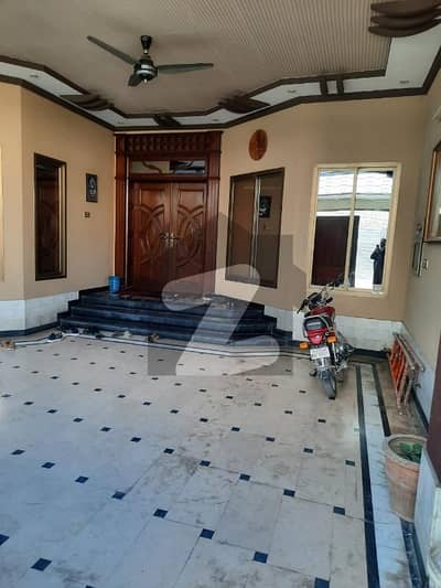 Prime Location Officers Garden Colony House Sized 11 Marla Is Available
