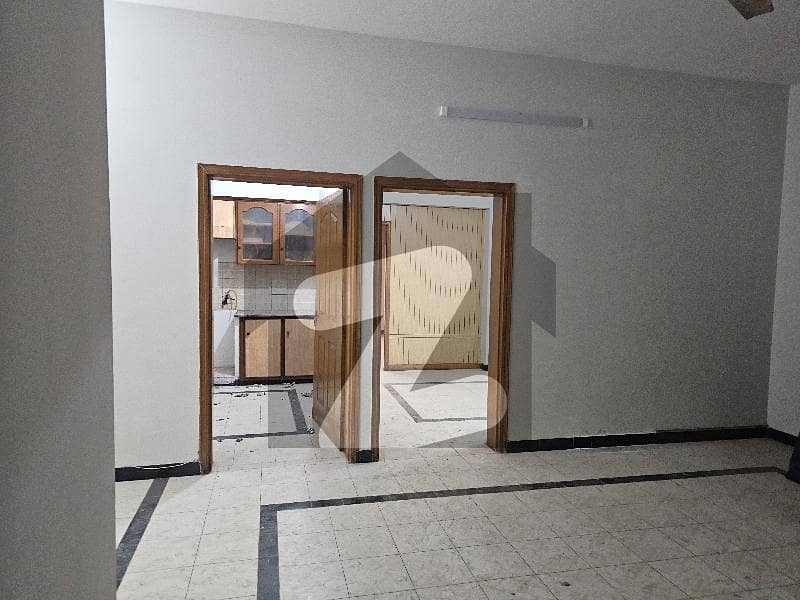 Ideal Location 3 Beds Upper Separate Entry Ideal Location 3 Beds Upper Separate Entry