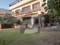 27 Marla Semi Furnished