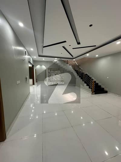 Slightly Used 500 Yards House Available For Rent In Dha Phase 7