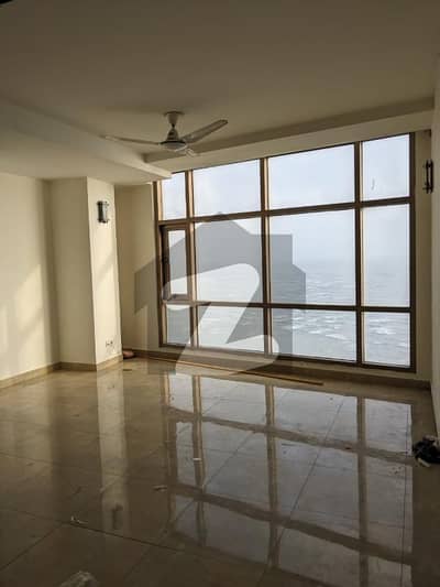 3000 sqft penthouse available for rent in emaar