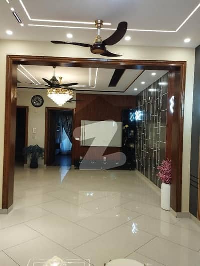 32 Maral Beautiful House Available For Rent Near All Facilities