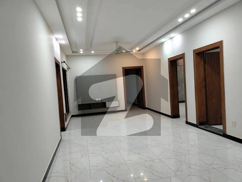 G10/2 Brnd New Upper Portion 3Bed G10/2 Brnd New Upper Portion 3Bed